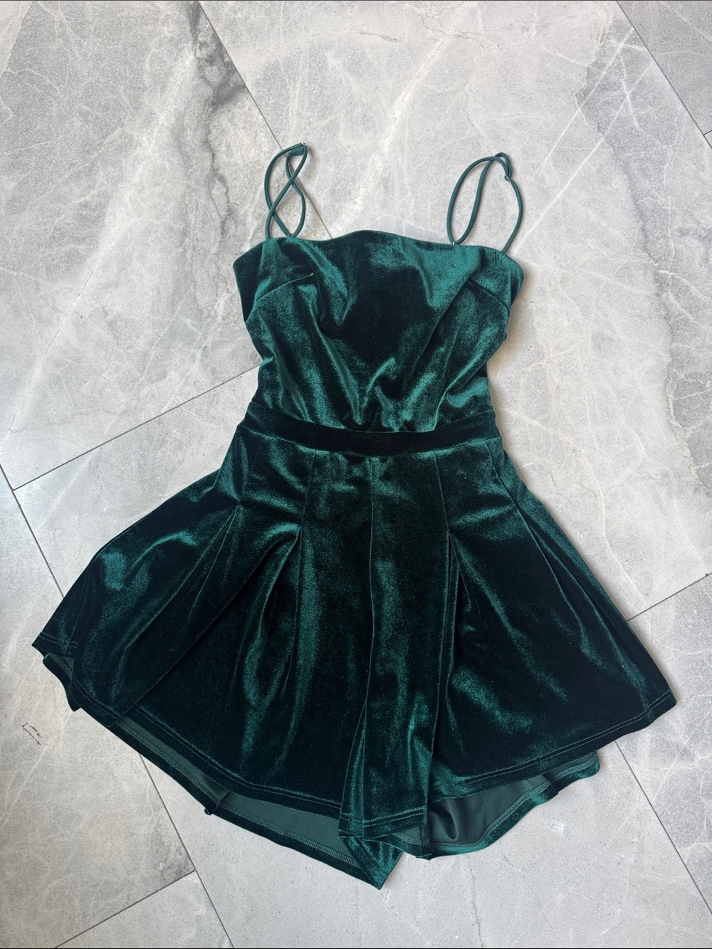 Lucy In the Sky Bella Velvet Romper in Hunter Green Velvet Spaghetti-Strap Dress